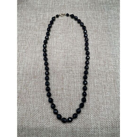 Vintage Faceted Black Glass Bead Necklace 19.5 Grandma Core - Picture 5 of 6